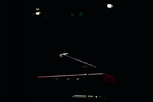 Mikrofon, Piano, Dunkel, Bühne, Stage, Microphone, dark, light, Licht